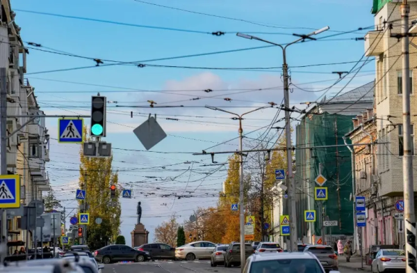 В Самаре приводят в порядок улицу Венцека и площадь Революции