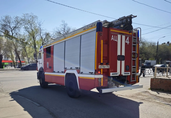 Женщину и ребенка спасли при пожаре в квартире в Самаре