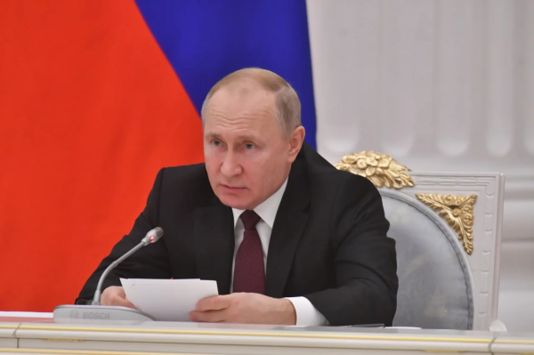 Владимир Путин: Труд медработников имеет огромное значение