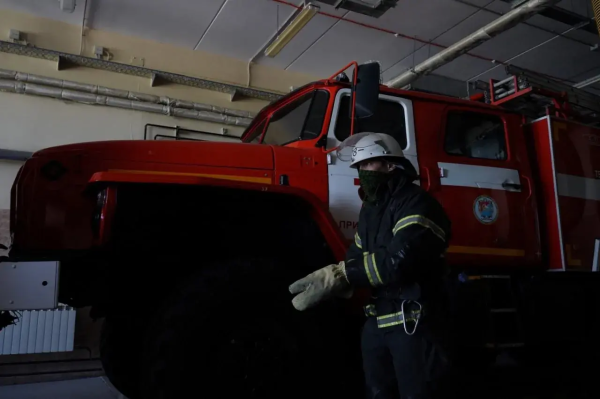 В Самаре ночью 17 августа вспыхнуло заброшенное здание на Ново-Садовой